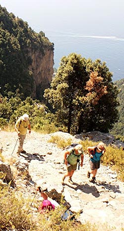 walking holiday on Amalfi coast